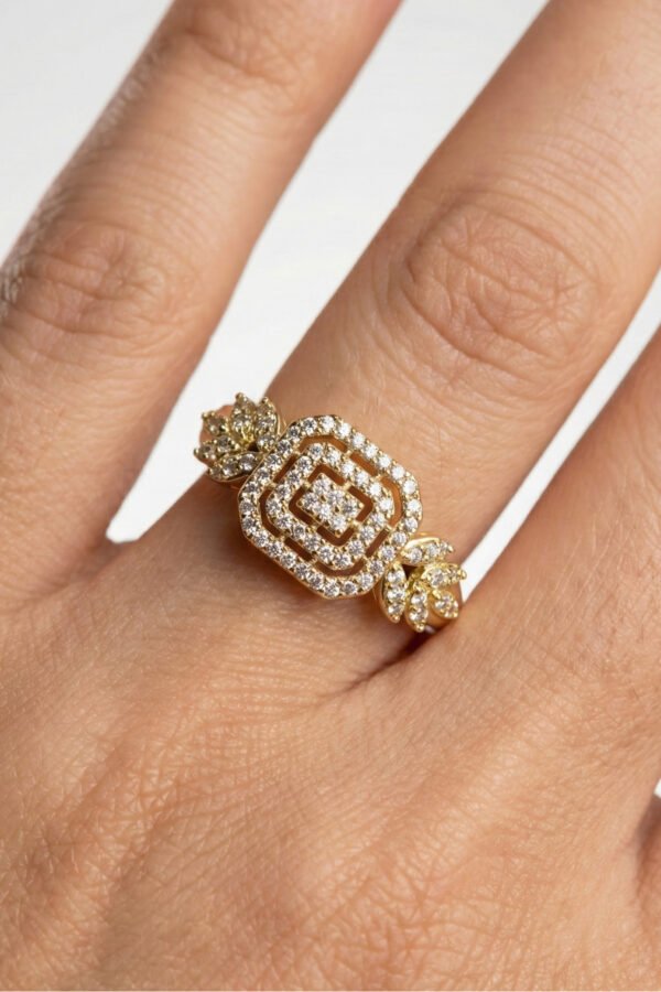 Xuping 14K Baget Taşlı Model Kadın Yüzük – Kararmaz Altın Renk Takı | Xuping Yüzük