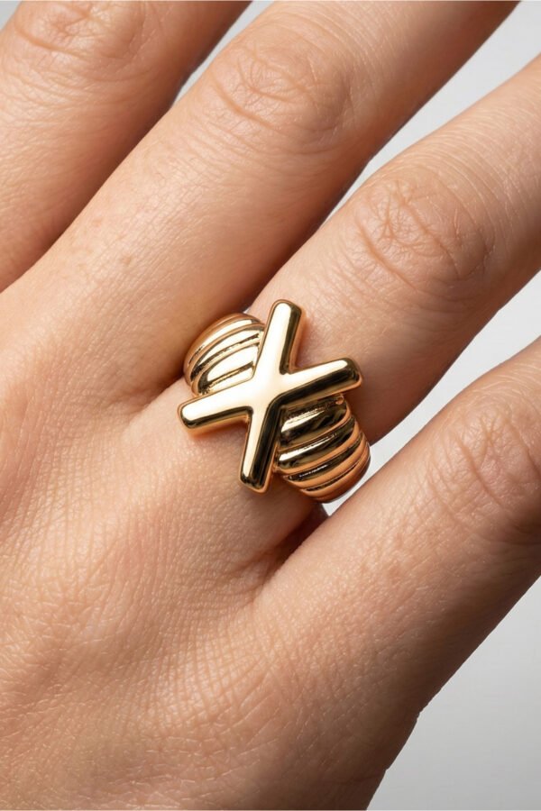 Xuping 18K X Model Kadın Yüzük – Kararmaz Altın Renk Takı | Xuping Yüzük