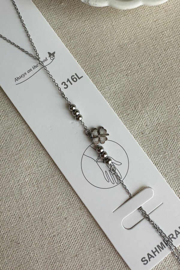 Alternative view of "Çelik Yoncalı Kadın Şahmeran Bileklik – Kararma Yapmaz ve Şıklığınızı Tamamlar!"