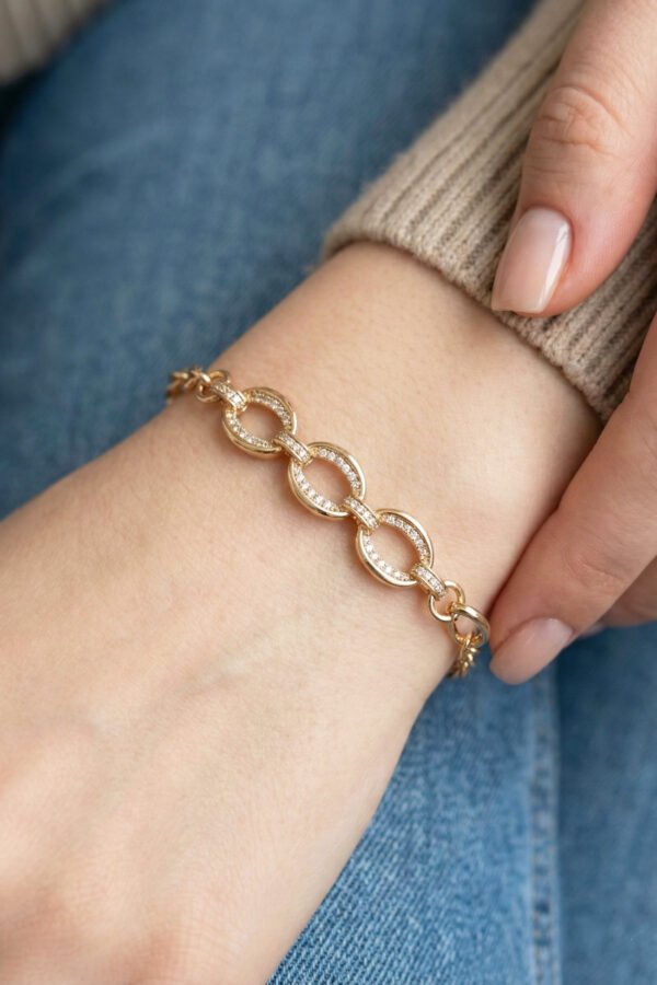 Caprea 18 K Xuping 16 4 Cm Üç Taşlı Yuvarlak Kadın Bileklik Kararmaz Kadın Bileklik