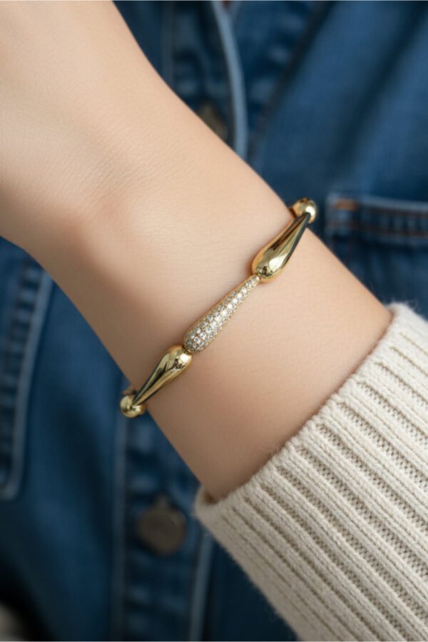 Alternative view of Cheng 14K Damla Taşlı Zincir Kadın Bileklik – 18cm | Altın Renk Kararmaz Pirinç Takı